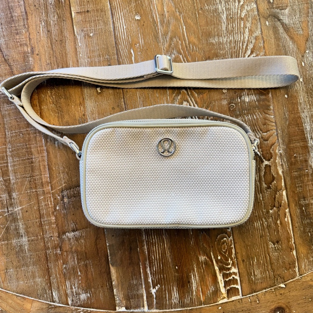 lululemon athletica Cream Crossbody Shoulder Bag